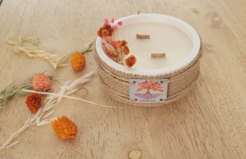 Bougie d'intention ancrage mèches bois et fleurs séchées