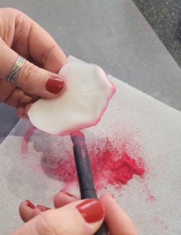 Coloration pétale bougie rose réaliste